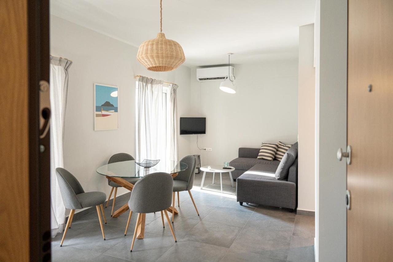 The H Experience Blackbird Spacious 2Bd Apartment Close To The Beach Xylokastro Exterior foto